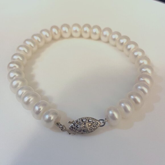 Jewelry Jewelry - Ivory Freshwater Pearls Bracelet